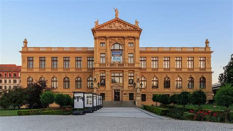 gucci musei in praga|musei di praga prezzi.